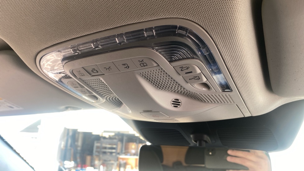 Mercedes-Benz Vito L3 Diesel Rwd 119CDI Select Crew Van 9G-Tronic - Image 35