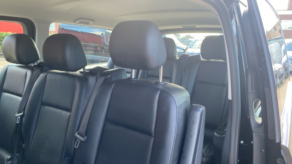 Mercedes-Benz Vito Tourer L3 Diesel Rwd 116 CDI Select 9-Seater 9G-Tronic - Image 14
