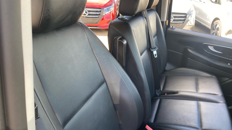 Mercedes-Benz Vito Tourer L3 Diesel Rwd 116 CDI Select 9-Seater 9G-Tronic - Image 34