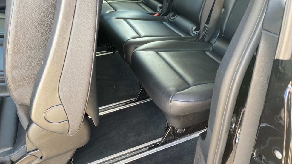 Mercedes-Benz Vito Tourer L3 Diesel Rwd 116 CDI Select 9-Seater 9G-Tronic - Image 41