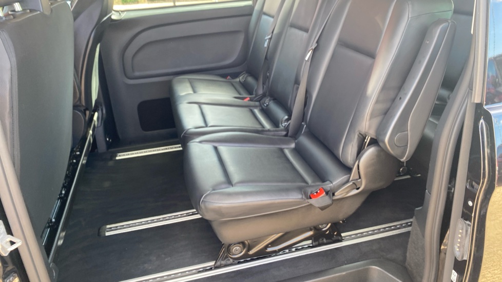 Mercedes-Benz Vito Tourer L3 Diesel Rwd 116 CDI Select 9-Seater 9G-Tronic - Image 43