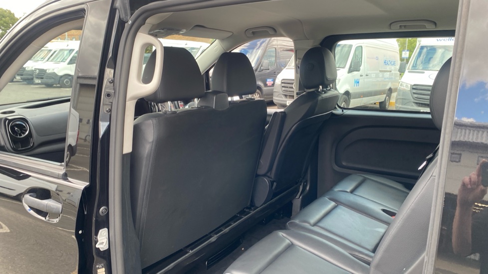 Mercedes-Benz Vito Tourer L3 Diesel Rwd 116 CDI Select 9-Seater 9G-Tronic - Image 18