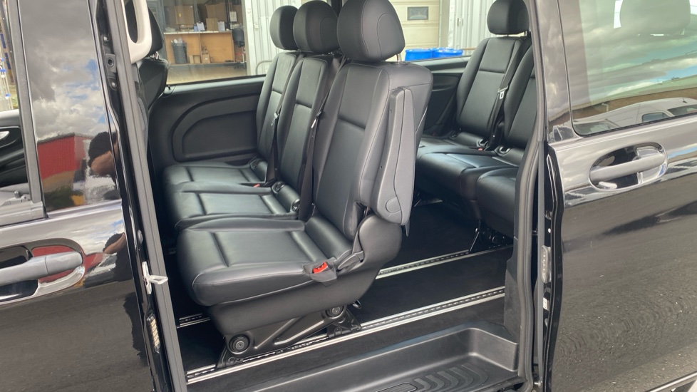 Mercedes-Benz Vito Tourer L3 Diesel Rwd 116 CDI Select 9-Seater 9G-Tronic - Image 20