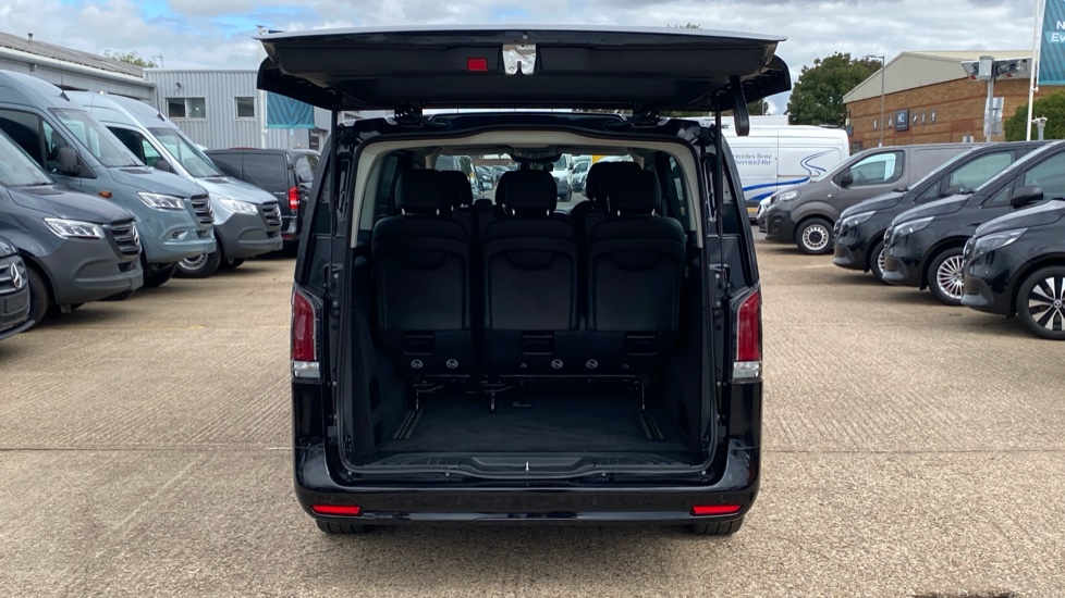 Mercedes-Benz Vito Tourer L3 Diesel Rwd 116 CDI Select 9-Seater 9G-Tronic - Image 5