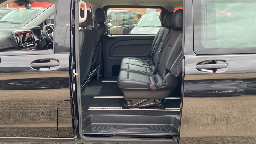 Mercedes-Benz Vito Tourer L3 Diesel Rwd 116 CDI Select 9-Seater 9G-Tronic - Image 16