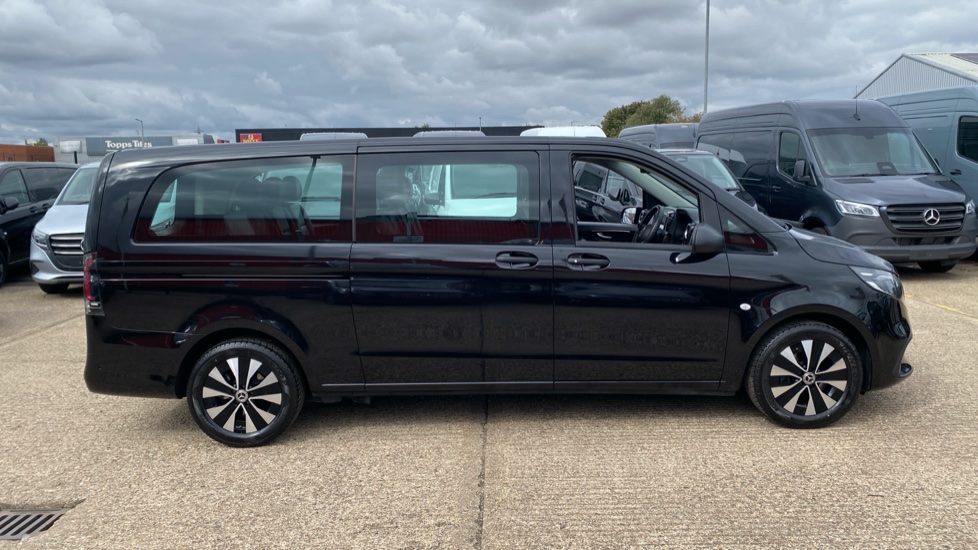 Mercedes-Benz Vito Tourer L3 Diesel Rwd 116 CDI Select 9-Seater 9G-Tronic - Image 9