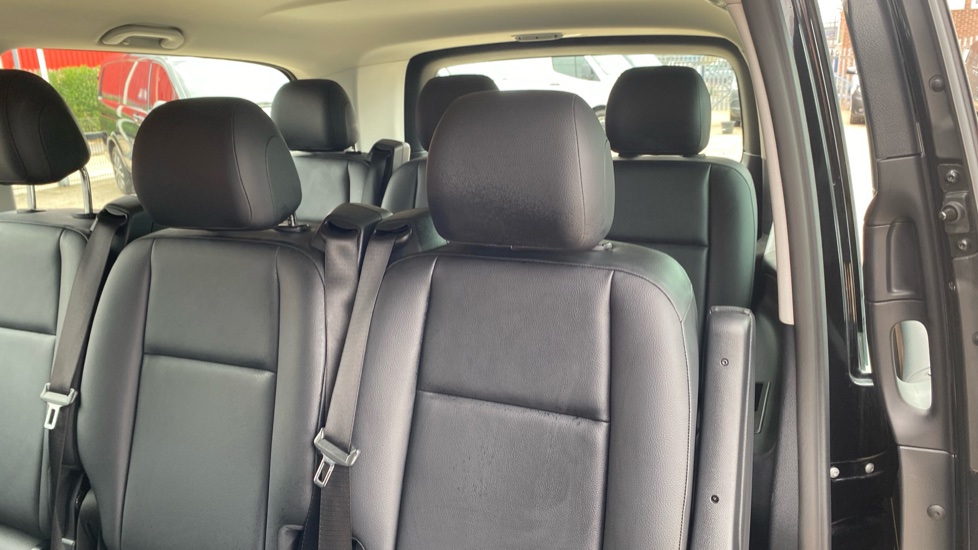 Mercedes-Benz Vito Tourer L3 Diesel Rwd 116 CDI Select 9-Seater 9G-Tronic - Image 21