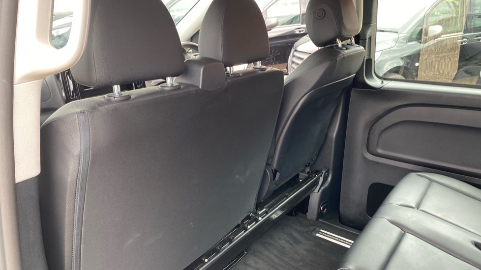 Mercedes-Benz Vito Tourer L3 Diesel Rwd 116 CDI Select 9-Seater 9G-Tronic - Image 22