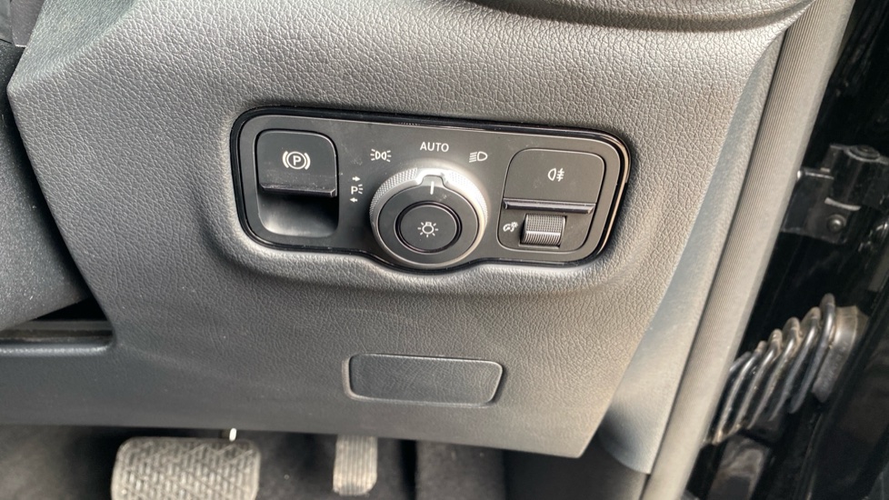 Mercedes-Benz Vito Tourer L3 Diesel Rwd 116 CDI Select 9-Seater 9G-Tronic - Image 39