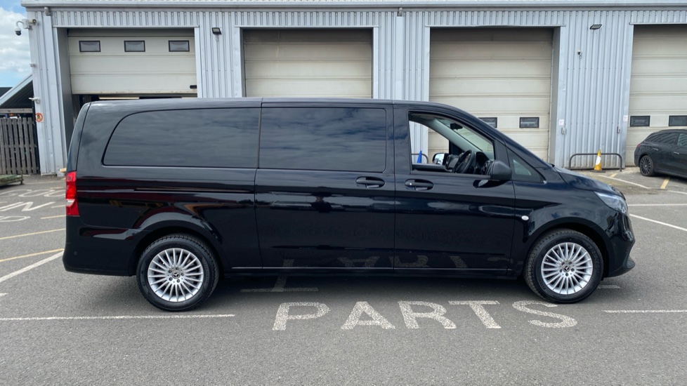 Mercedes-Benz Vito Tourer L3 Diesel Rwd 114 CDI Pro 9-Seater 9G-Tronic - Image 8