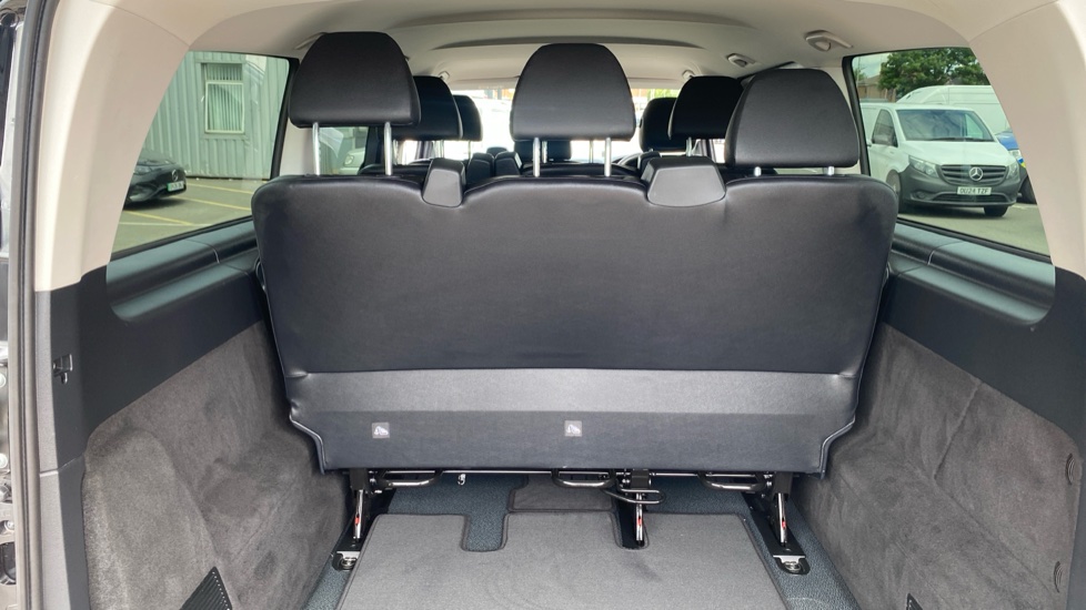 Mercedes-Benz Vito Tourer L3 Diesel Rwd 114 CDI Pro 9-Seater 9G-Tronic - Image 17