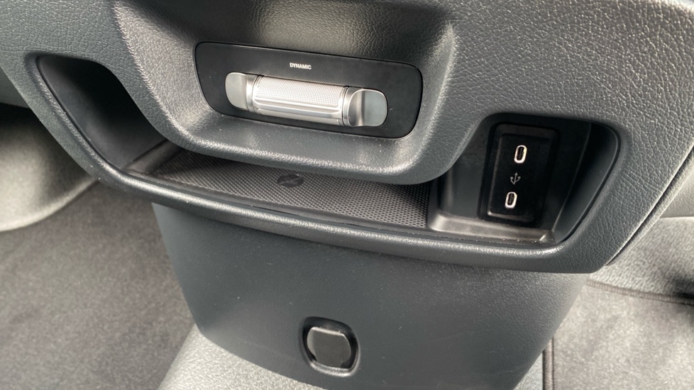 Mercedes-Benz Vito Tourer L3 Diesel Rwd 114 CDI Pro 9-Seater 9G-Tronic - Image 38