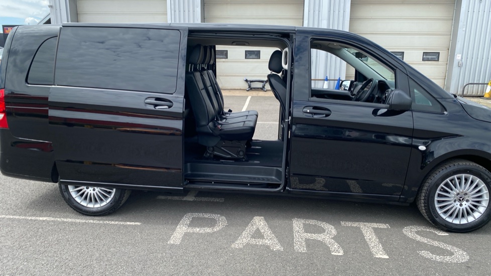 Mercedes-Benz Vito Tourer L3 Diesel Rwd 114 CDI Pro 9-Seater 9G-Tronic - Image 12