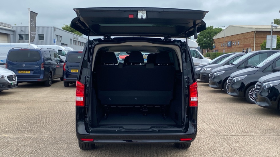 Mercedes-Benz Vito Tourer L3 Diesel Rwd 114 CDI Pro 9-Seater 9G-Tronic - Image 11