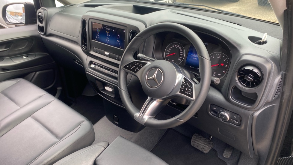 Mercedes-Benz Vito Tourer L3 Diesel Rwd 114 CDI Pro 9-Seater 9G-Tronic - Image 3