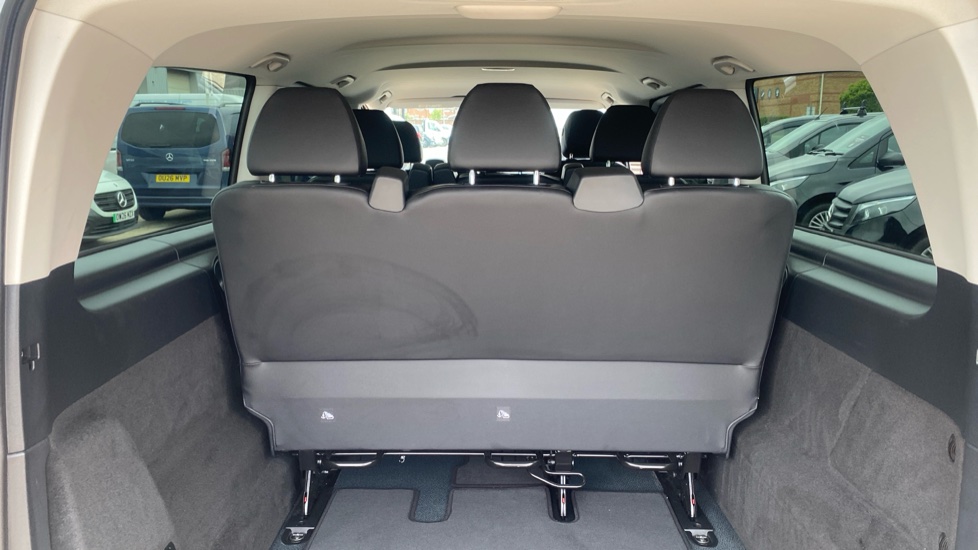 Mercedes-Benz Vito Tourer L3 Diesel Rwd 114 CDI Pro 9-Seater 9G-Tronic - Image 23