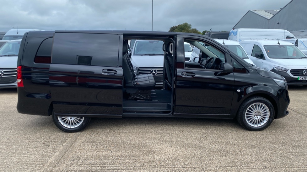 Mercedes-Benz Vito Tourer L3 Diesel Rwd 114 CDI Pro 9-Seater 9G-Tronic - Image 12