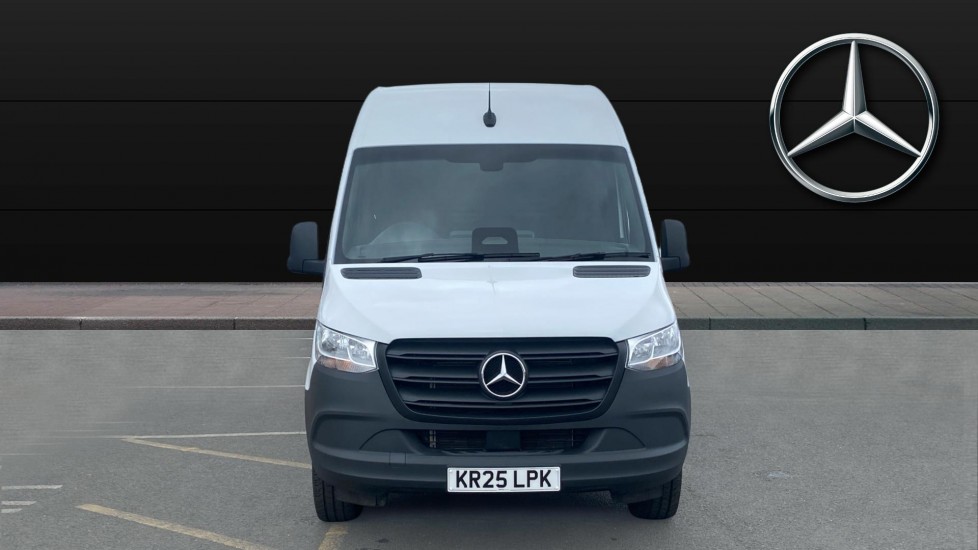 Mercedes-Benz Sprinter 315Cdi L3 Diesel Rwd 3.5t H2 Pro Van 9G-Tronic - Image 7