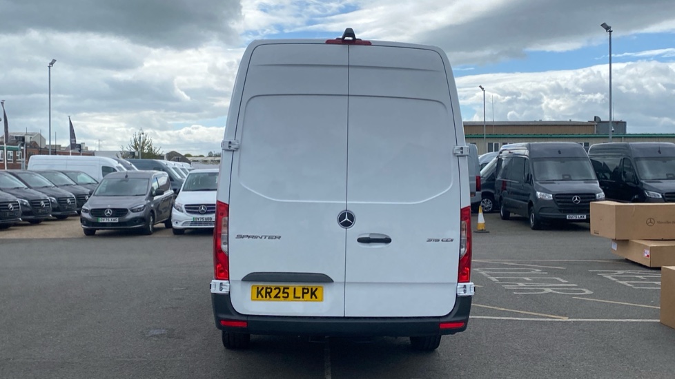 Mercedes-Benz Sprinter 315Cdi L3 Diesel Rwd 3.5t H2 Pro Van 9G-Tronic - Image 10