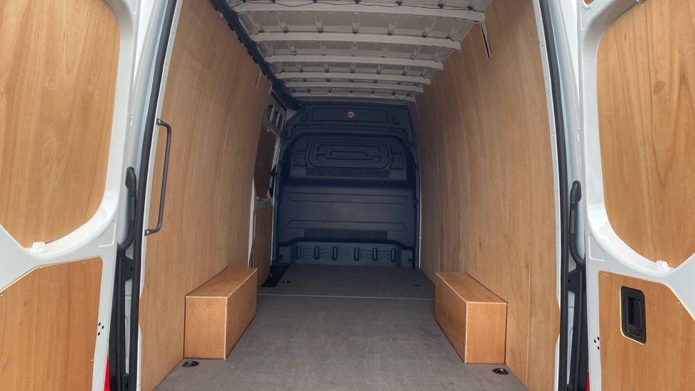 Mercedes-Benz Sprinter 315Cdi L3 Diesel Rwd 3.5t H2 Pro Van 9G-Tronic - Image 14