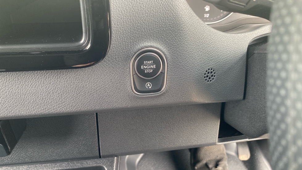 Mercedes-Benz Sprinter 315Cdi L3 Diesel Rwd 3.5t H2 Pro Van 9G-Tronic - Image 34
