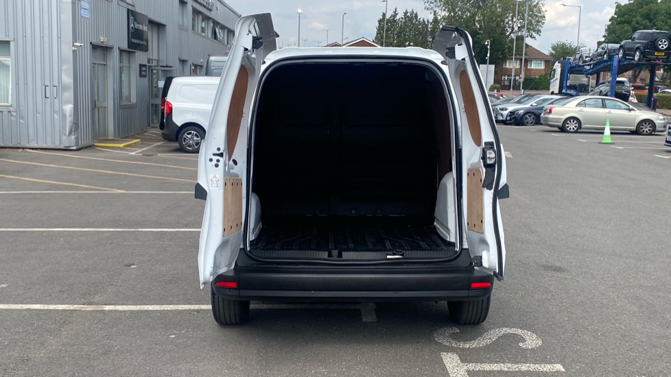 Mercedes-Benz Citan L1 Diesel 110CDI Progressive Van - Image 14
