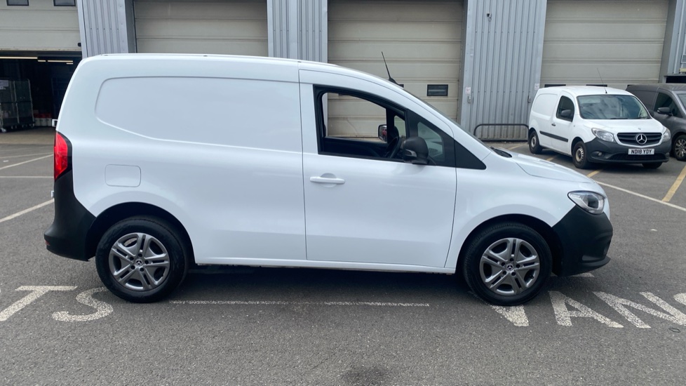 Mercedes-Benz Citan L1 Diesel 110CDI Progressive Van - Image 9