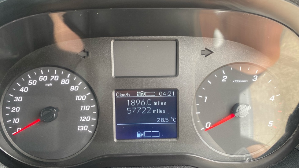 Mercedes-Benz Citan L1 Diesel 110CDI Progressive Van - Image 21