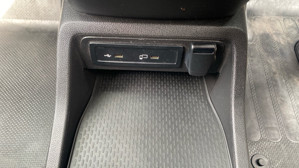 Mercedes-Benz Citan L1 Diesel 110CDI Progressive Van - Image 26