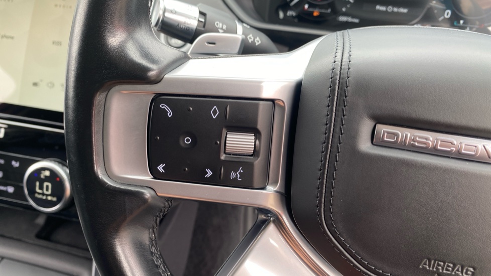 Land Rover Discovery Diesel 3.0 D300 HSE Commercial Auto - Image 38