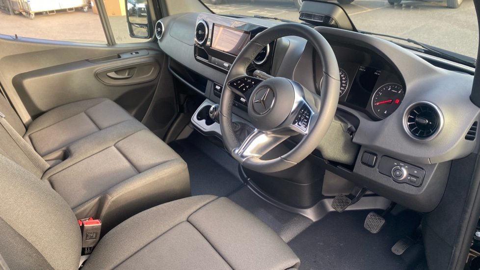 Mercedes-Benz Sprinter 315Cdi L3 Diesel Rwd 3.5t H2 Select Van - Image 13