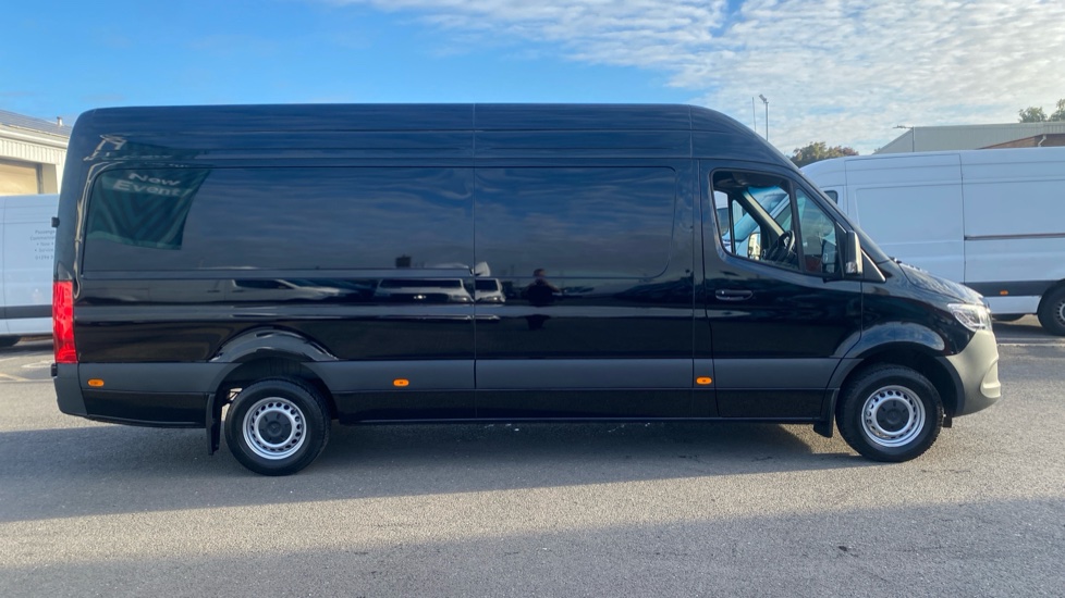 Mercedes-Benz Sprinter 315Cdi L3 Diesel Rwd 3.5t H2 Select Van - Image 8