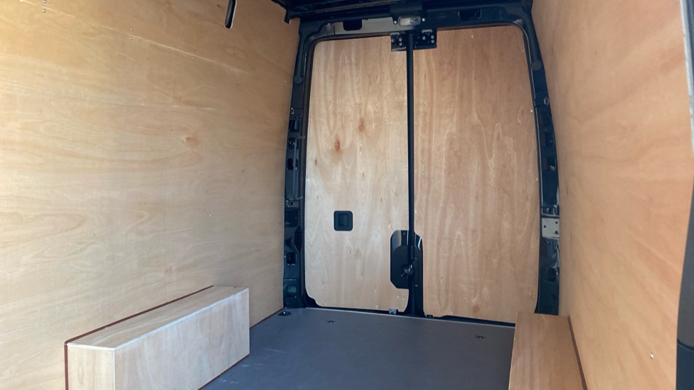 Mercedes-Benz Sprinter 315Cdi L3 Diesel Rwd 3.5t H2 Select Van - Image 19