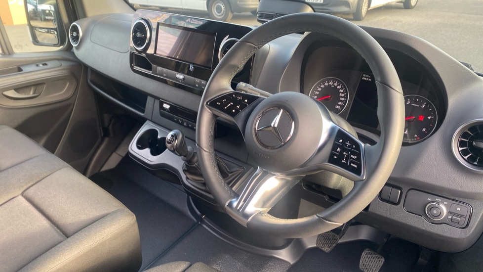 Mercedes-Benz Sprinter 315Cdi L3 Diesel Rwd 3.5t H2 Select Van - Image 15