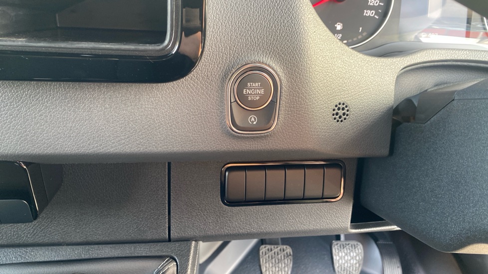 Mercedes-Benz Sprinter 315Cdi L3 Diesel Rwd 3.5t H2 Select Van - Image 35