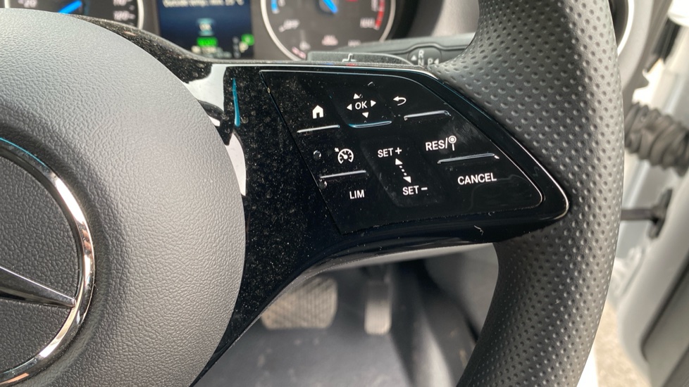 Mercedes-Benz Sprinter E314 L2 Electric Rwd 100kW 81kWh Pro Van Auto - Image 28