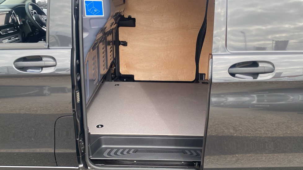 Mercedes-Benz Vito L2 Diesel Rwd 116CDI Select Van 9G-Tronic - Image 21