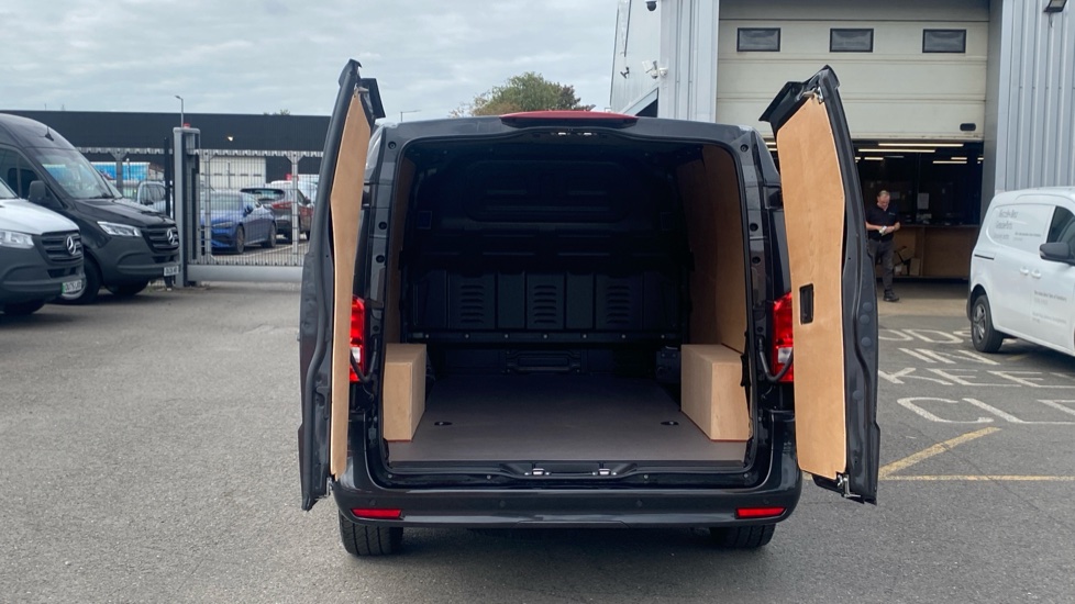 Mercedes-Benz Vito L2 Diesel Rwd 116CDI Select Van 9G-Tronic - Image 15
