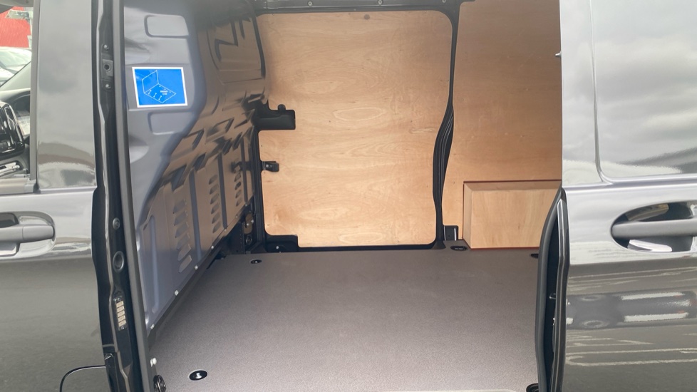 Mercedes-Benz Vito L2 Diesel Rwd 116CDI Select Van 9G-Tronic - Image 17