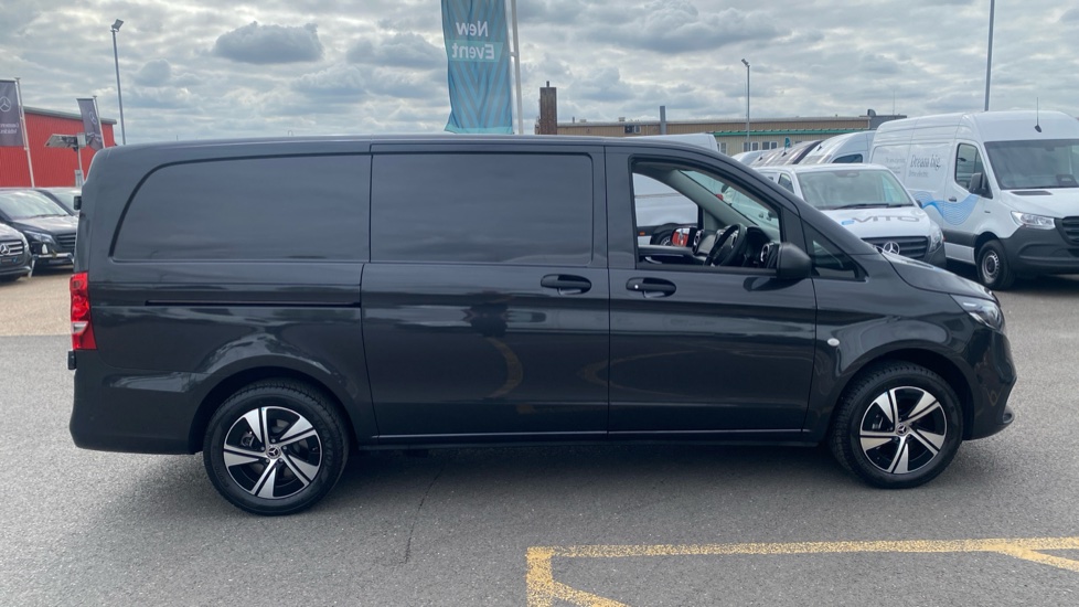 Mercedes-Benz Vito L2 Diesel Rwd 116CDI Select Van 9G-Tronic - Image 8