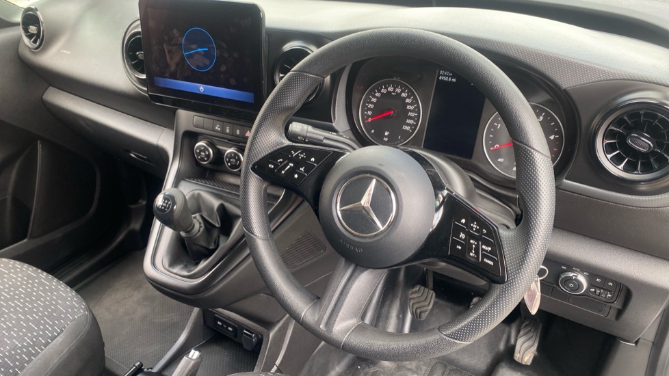 Mercedes-Benz Citan L1 Diesel 110CDI Pro Van - Image 20