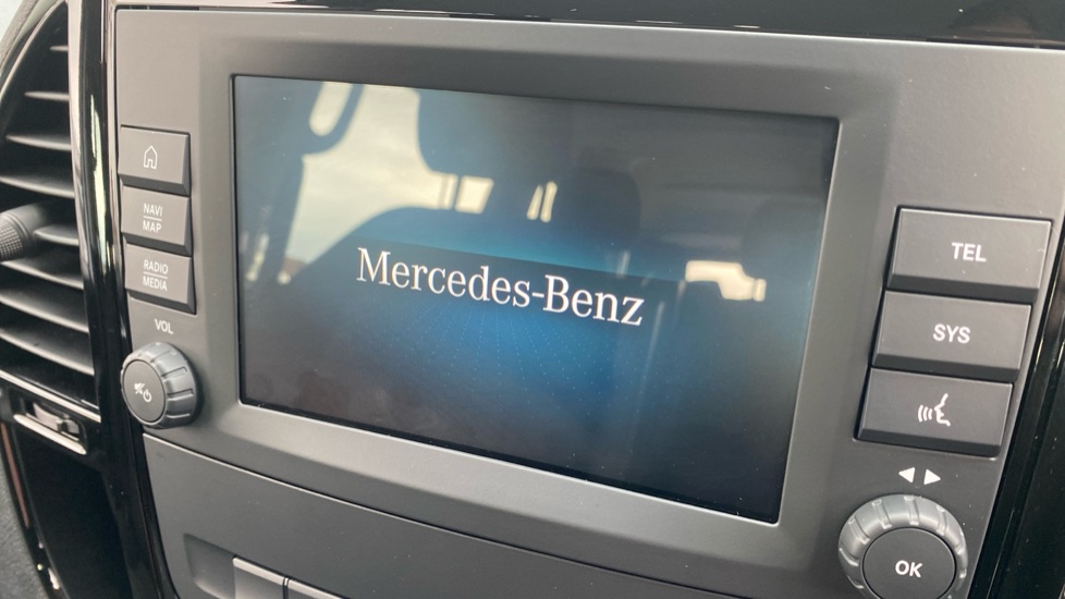 Mercedes-Benz Vito ELr Tourer L3 Electric Fwd 150kW 100kWh Premium 9-Seater Auto - Image 32