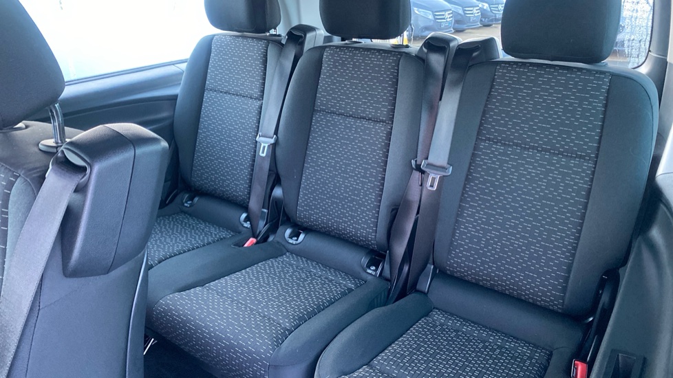 Mercedes-Benz Vito ELr Tourer L3 Electric Fwd 150kW 100kWh Premium 9-Seater Auto - Image 25