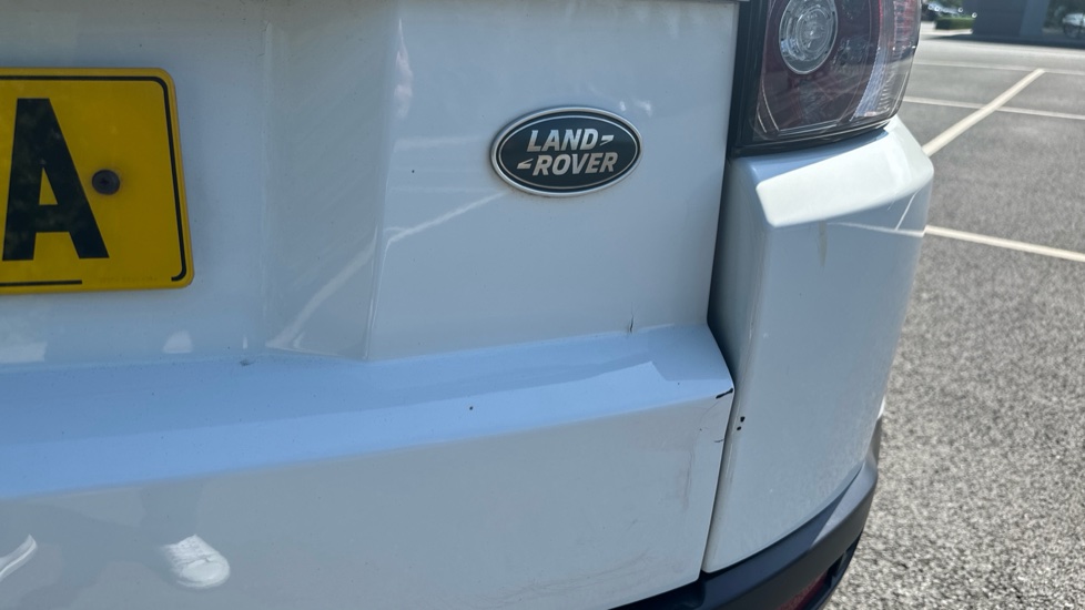 Land Rover Range Rover Evoque White Manual Auction | DealerPX