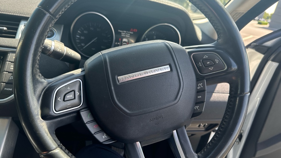 Land Rover Range Rover Evoque White Manual Auction | DealerPX
