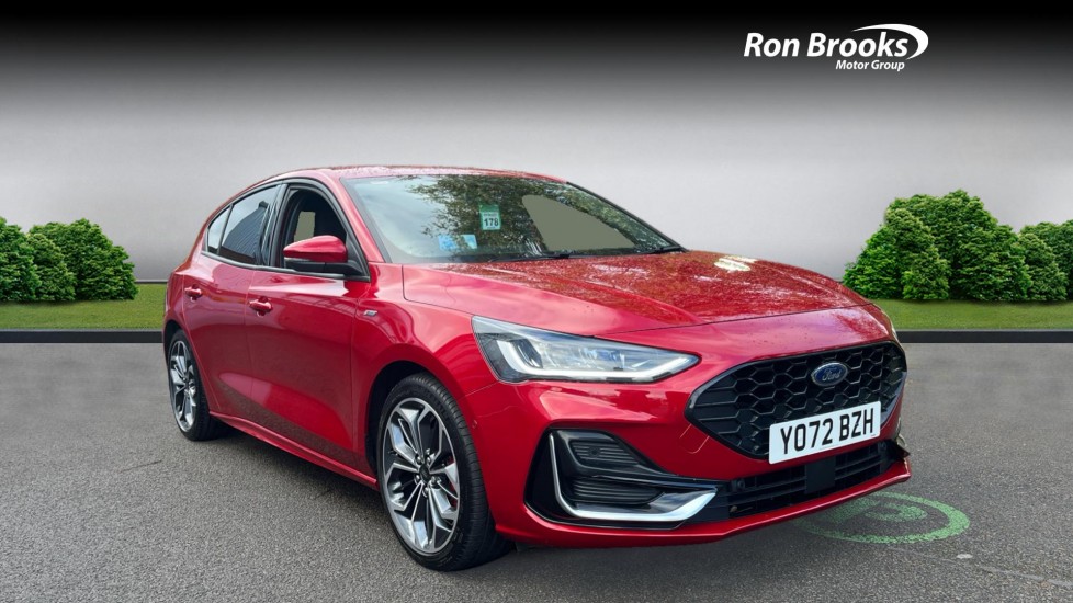 FORD FOCUS 1 OWNER ST LINE VIGNALE TRIM 1.0T ECOBOOST MHEV ST LINE SUZUKI...
