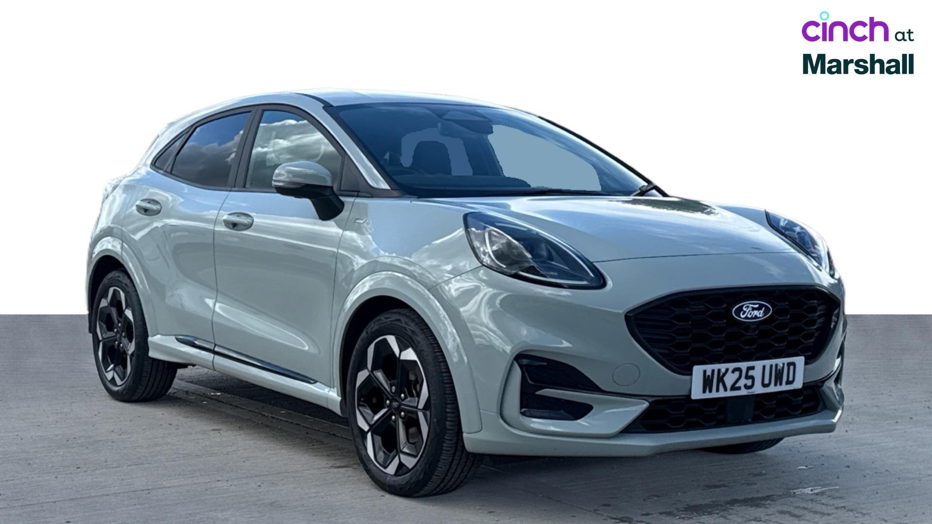 Ford Puma listing photo