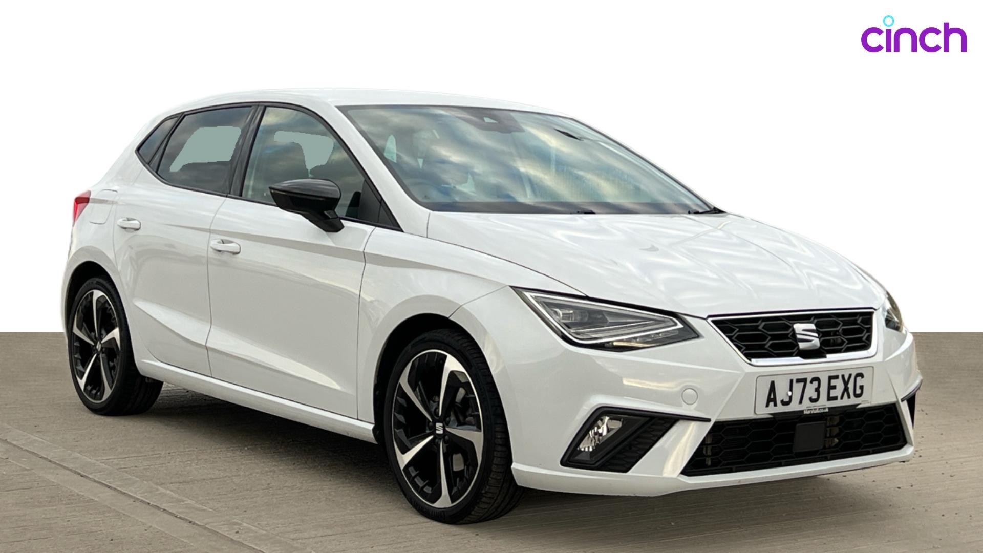 SEAT Ibiza listing photo
