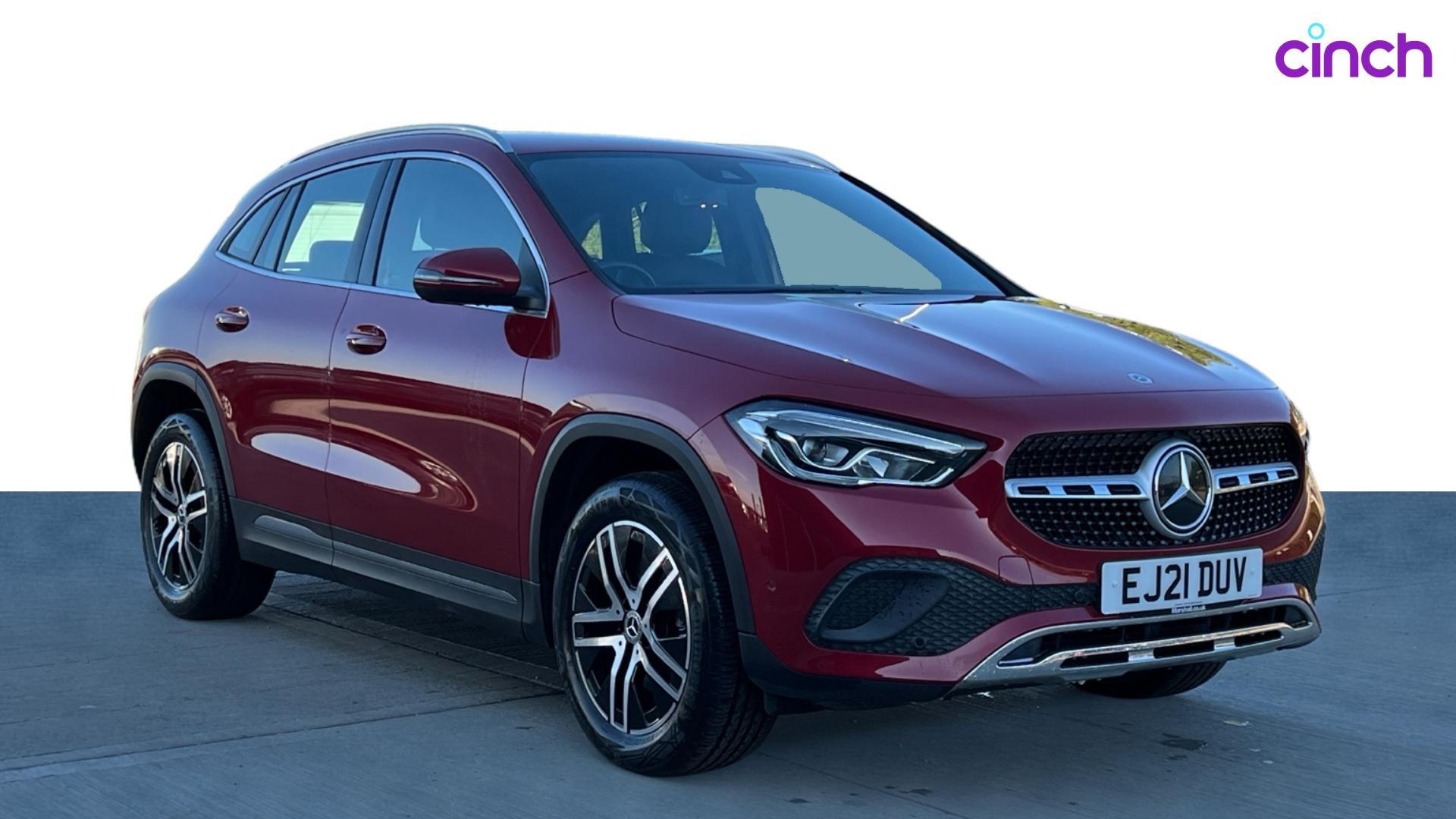 Mercedes-Benz GLA listing photo