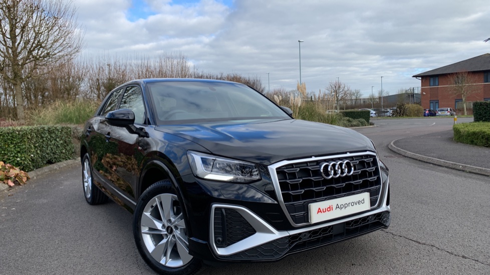 Audi Q2 S line 30 TFSI 110 PS 6-speed £27,750